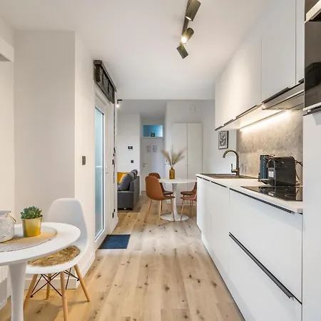 Cosy, Furnished & Renovated Flat With Outside Lounge Apartment Ghent Exterior photo