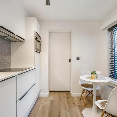 Cosy, Furnished & Renovated Flat With Outside Lounge Apartment Ghent Exterior photo